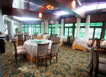 Tibet Sunrise Hotel ลาซา ภายนอก รูปภาพ